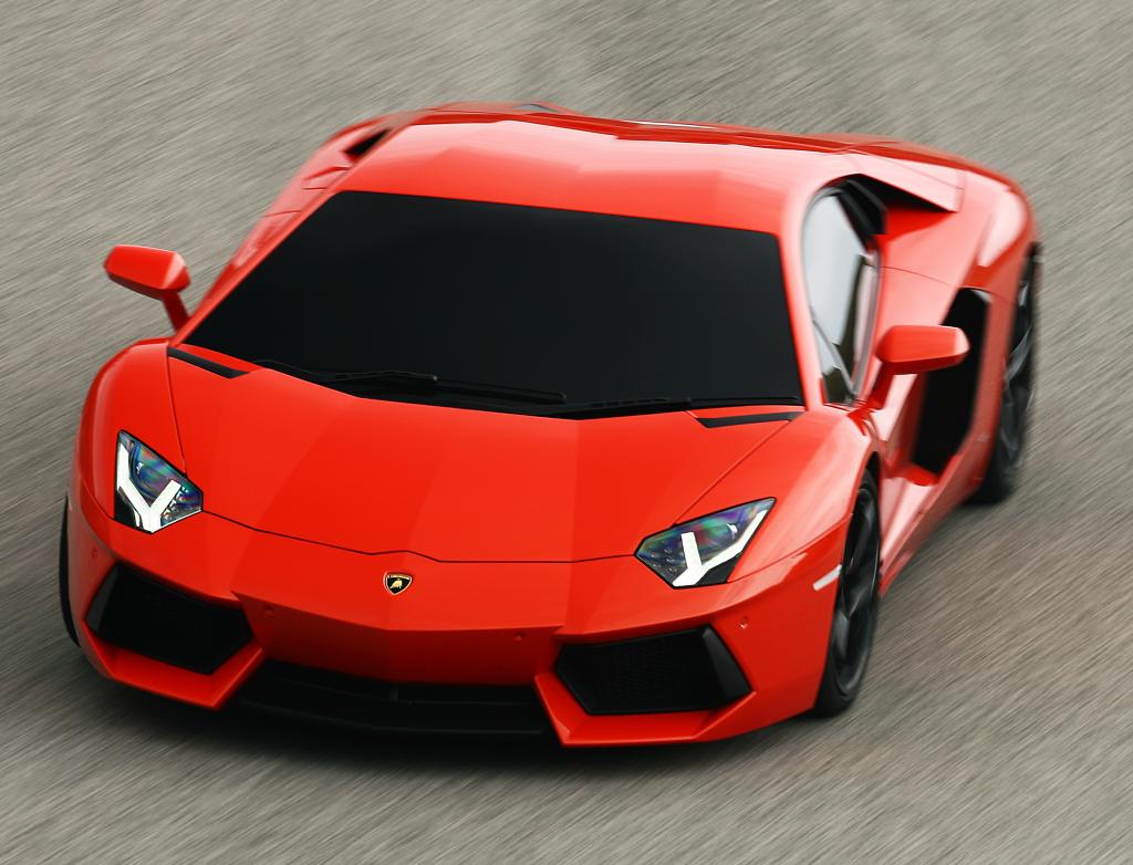 Lamborghini Aventador LP 700-4.