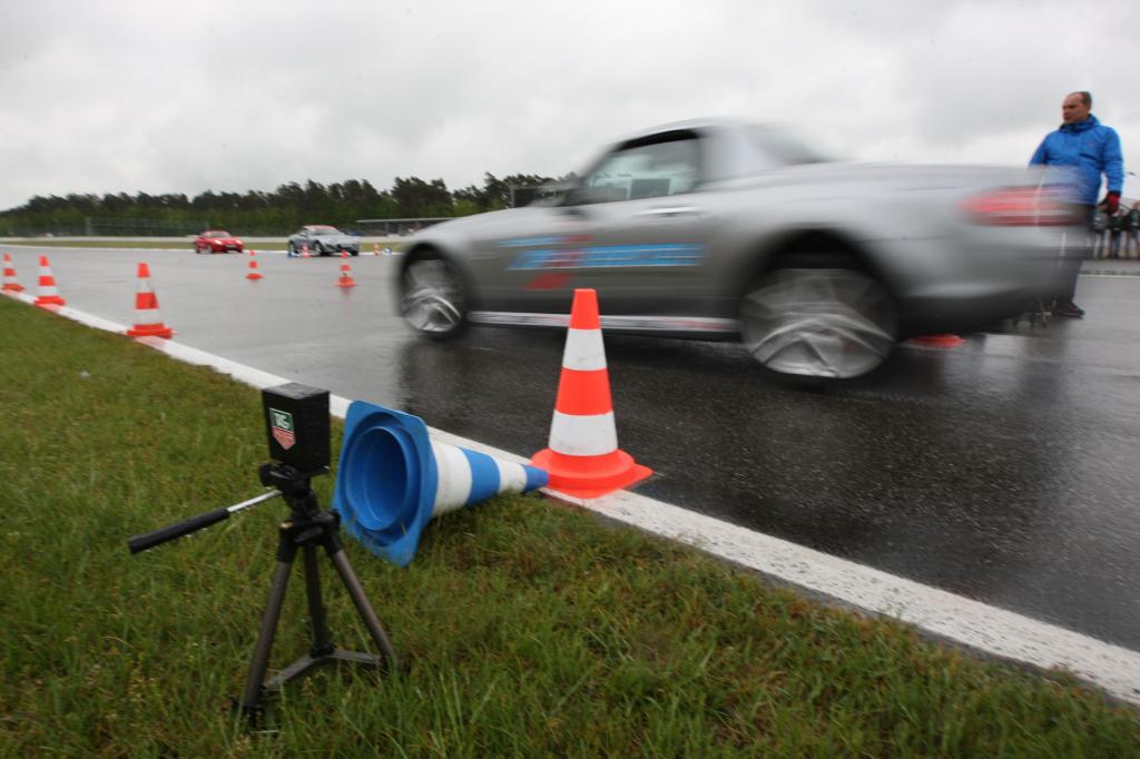 Mazda startet die „MX-5 Challenge“.