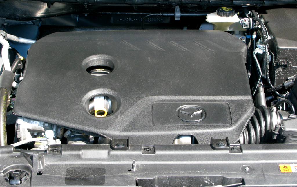 Mazda3 Diesel: Blick unter die Motorhaube auf den 1,6-Liter-Selbstzünder. 