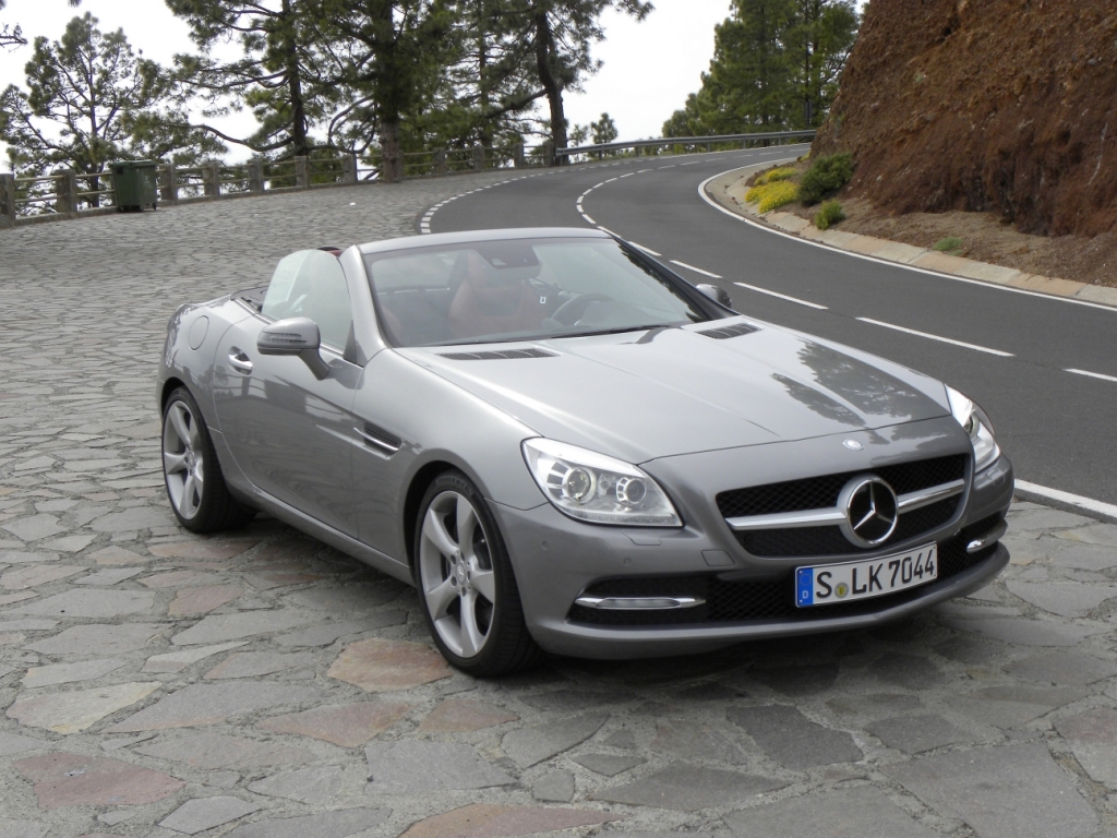 Mercedes-Benz SLK.