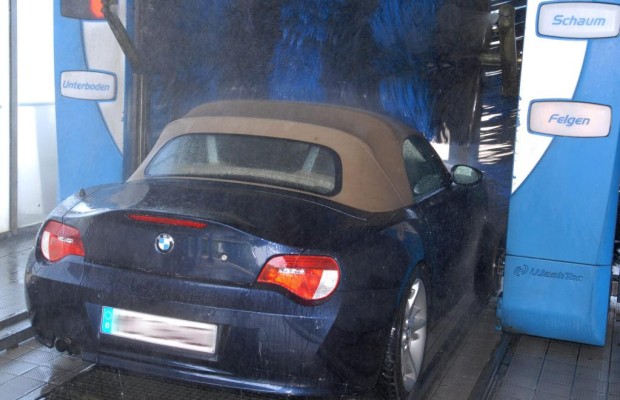 Mit dem Cabrio in die Waschanlage 