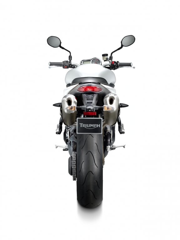 Motorradtest: Triumph Speed Triple - Schau mir in die Augen