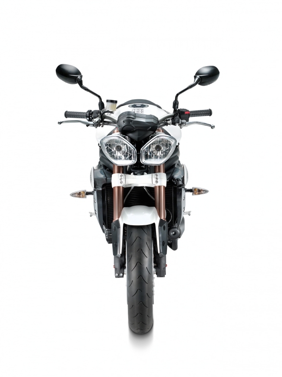 Motorradtest: Triumph Speed Triple - Schau mir in die Augen