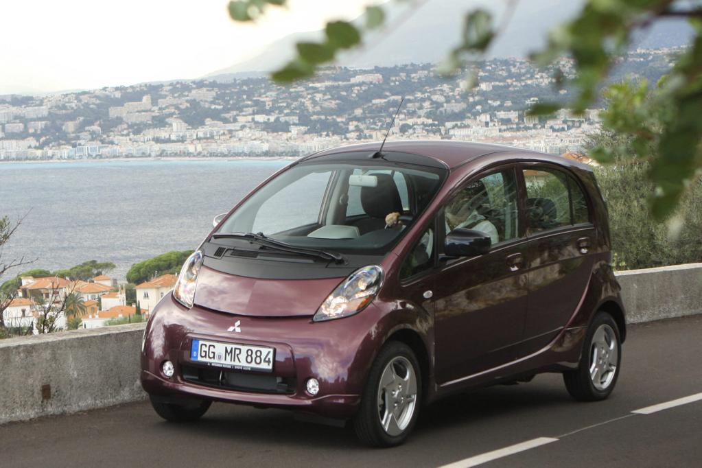 Obwohl es schon einzelne Modelle auf dem Markt gibt, ist die Entwicklung von Elektroautos nach Expertenansicht eine Jahrhundertaufgabe. 