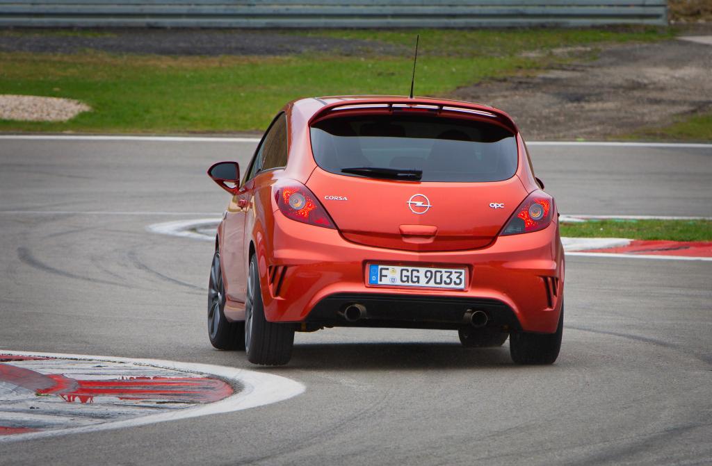 Opel Corsa OPC „Nürburgring Edition“.