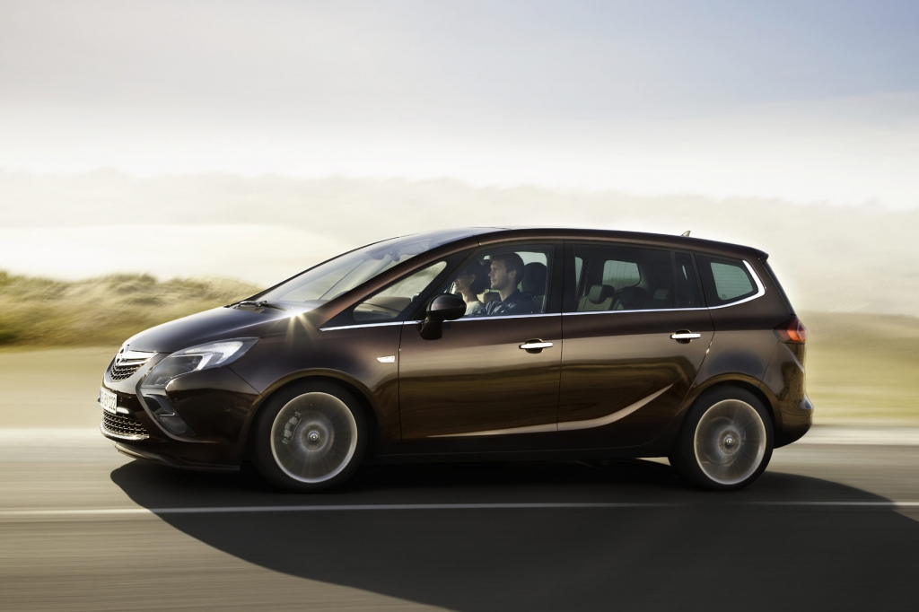 Opel Zafira Tourer - Großer Bruder für den Zafira