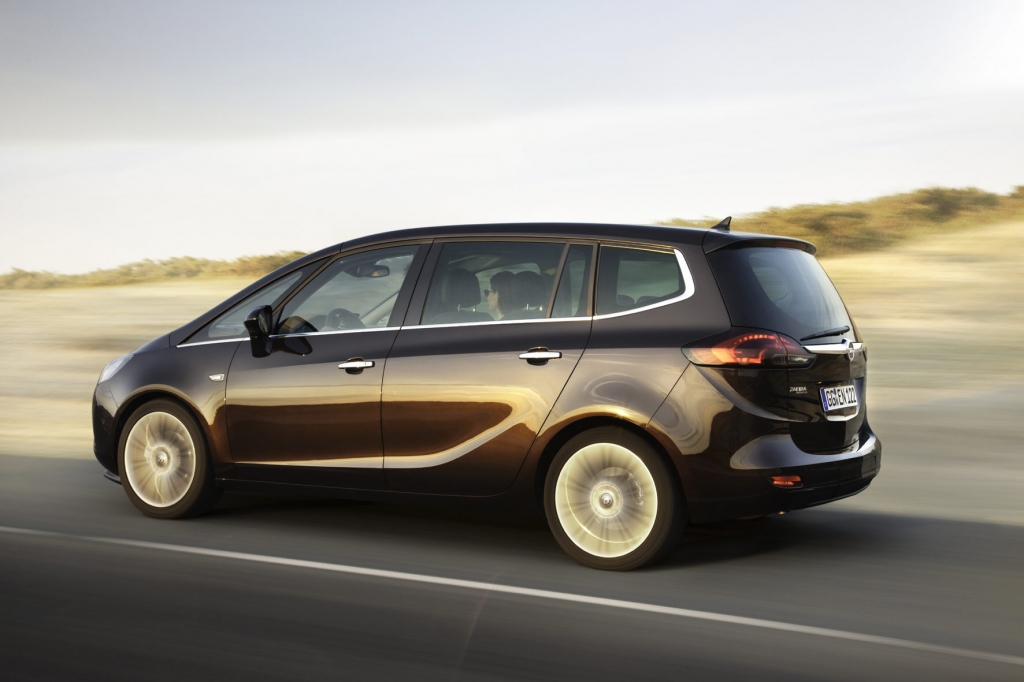 Opel Zafira Tourer - Großer Bruder für den Zafira