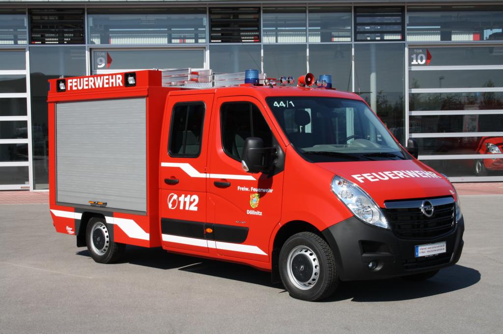 Opel mit fünf Fahrzeugen auf der 