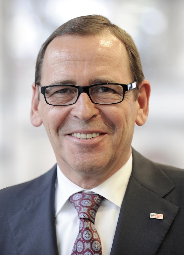 Peter Tyroller.