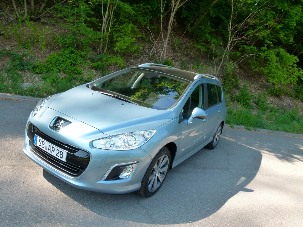 Peugeot 308 deutlich aufgewertet – Sondermodelle starten mit Preisvorteil