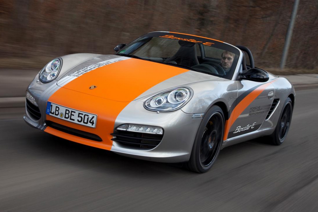 Porsche Boxster E - Sauberes Vorspiel 