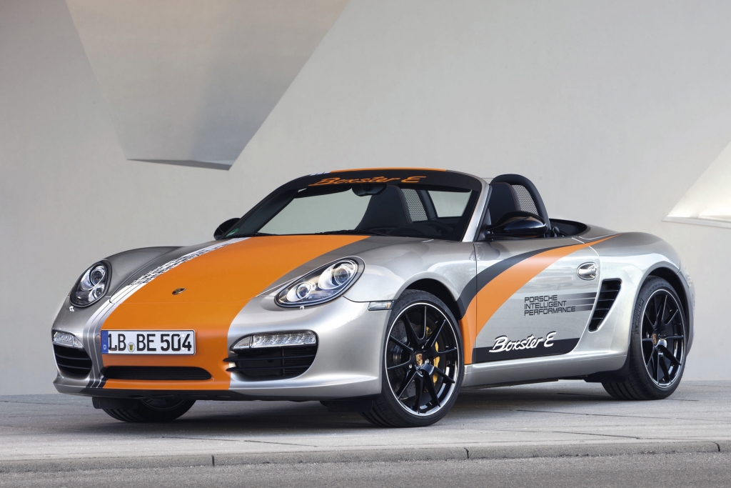 Porsche Boxster E - Sauberes Vorspiel 