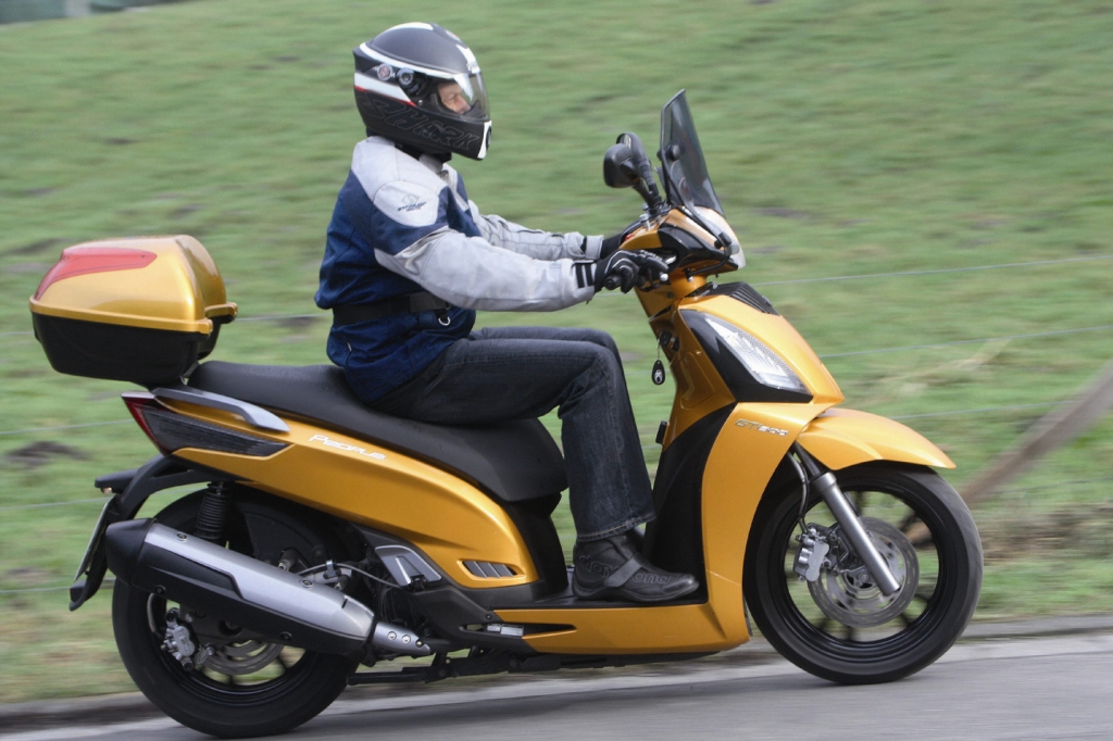 Roller-Fahrbericht Kymco People GT 300i: People are People 