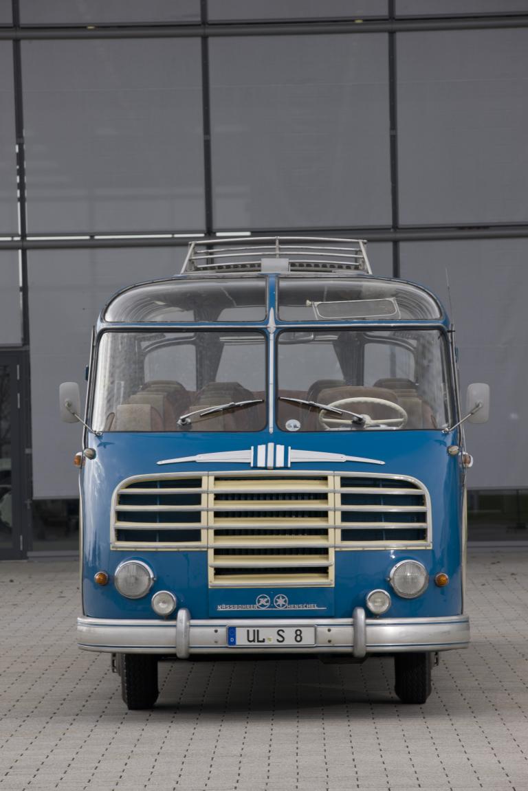 Setra S 8 (1951).