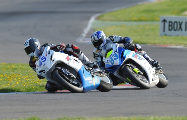 Suzuki GSX-R Challenge und B-King Trophy – Rennsport für jedermann
