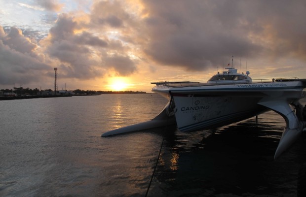 TÛRANOR PlanetSolar auf Tonga eingetroffen