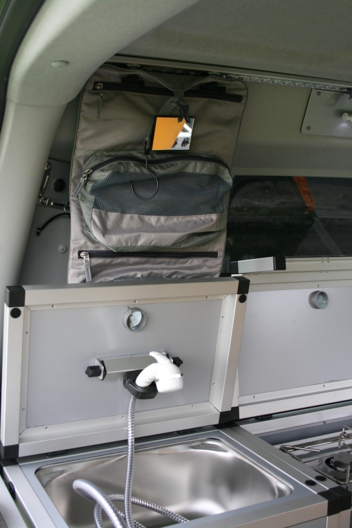 TERRA CAMPER präsentiert VW Caddy Maxi als Reisemobil