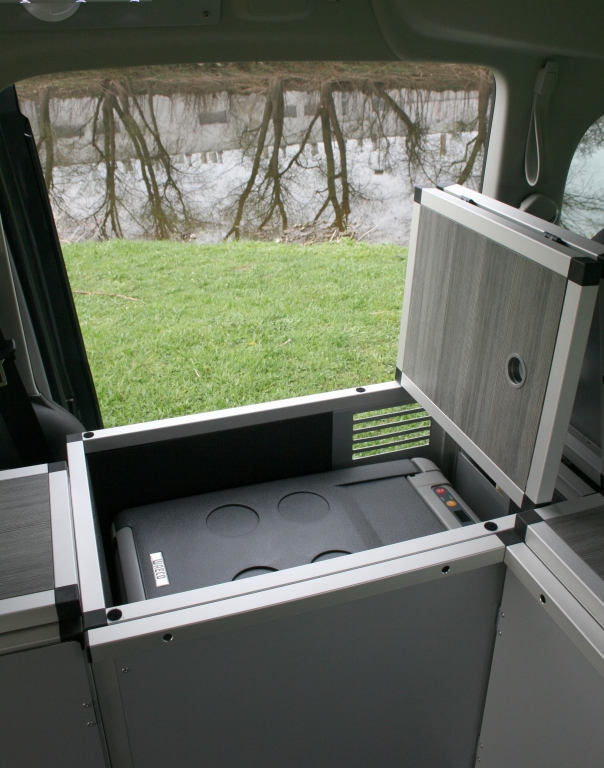 TERRA CAMPER präsentiert VW Caddy Maxi als Reisemobil