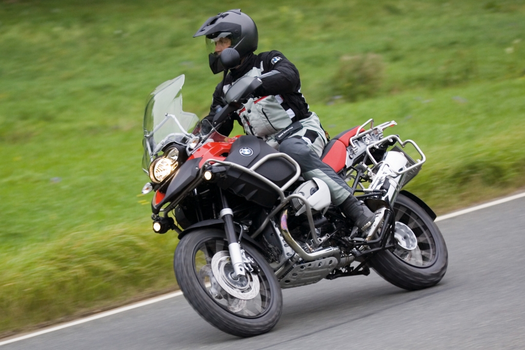 Test: BMW R 1200 GS Adventure 30 Jahre - Der Weltenbummler