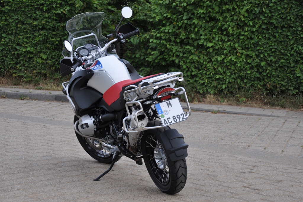 Test: BMW R 1200 GS Adventure 30 Jahre - Der Weltenbummler
