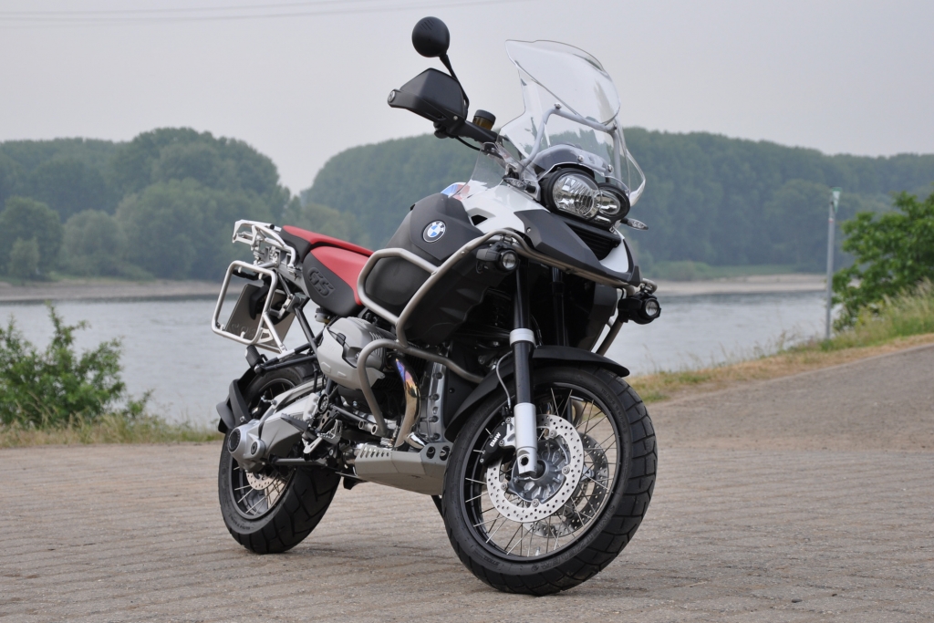 Test: BMW R 1200 GS Adventure 30 Jahre - Der Weltenbummler