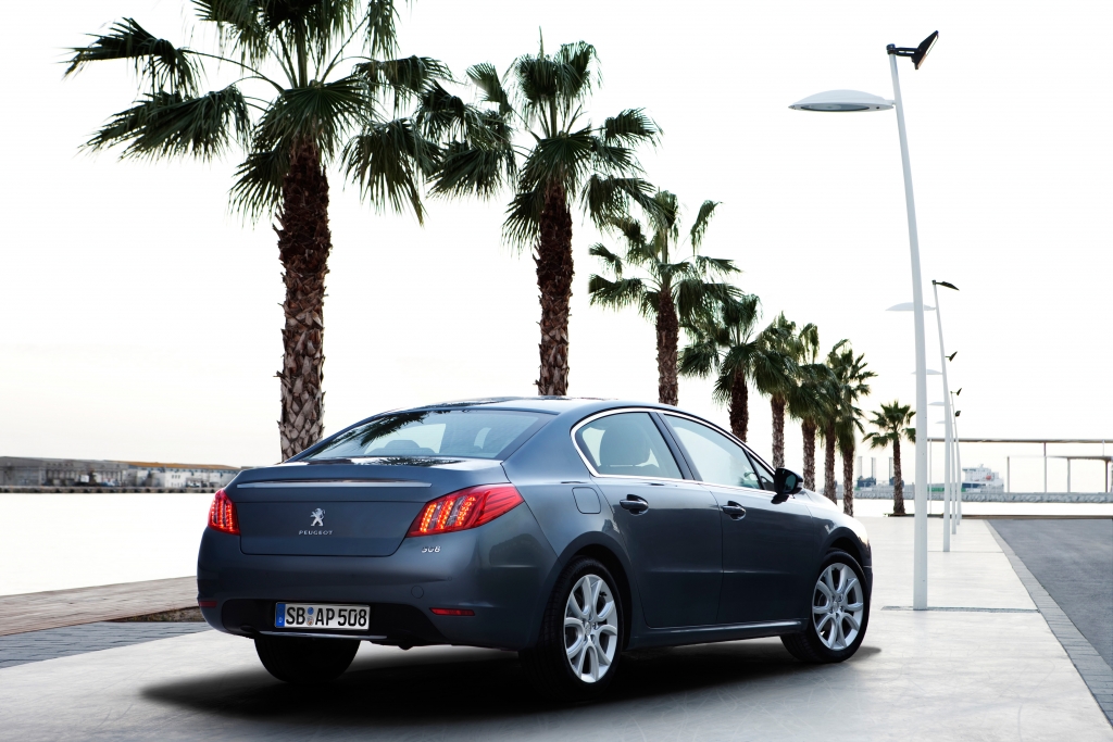 Test: Peugeot 508 1.6 eHDi - Nach vorne zu den Wurzeln