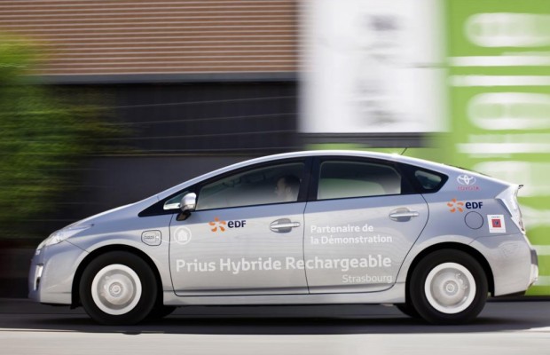 Toyota Prius Plug-in Testreihe - Zuhause wird geladen