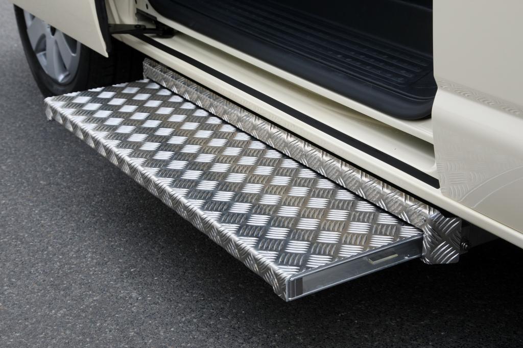 Volkswagen Caravelle Taxi.