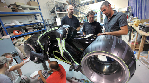 Von Wolfsburg nach Hollywood – Interview mit TRON: Legacy Fahrzeugdesigner Daniel Simon