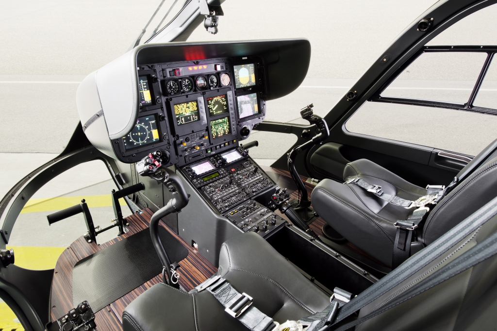 Weltprmiere Helicopter EC145 „Mercedes-Benz Style“ auf Luftfahrtmesse in Genf