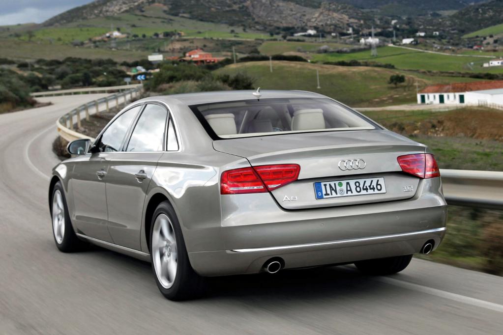 h der A8 4,2-Liter TDI von Audi bringt es bei besonnener Fahrweise auf einen Verbrauch, der mit 8,3 Litern Diesel auf 100 Kilometer nur knapp über dem EU-Normwert liegt. 