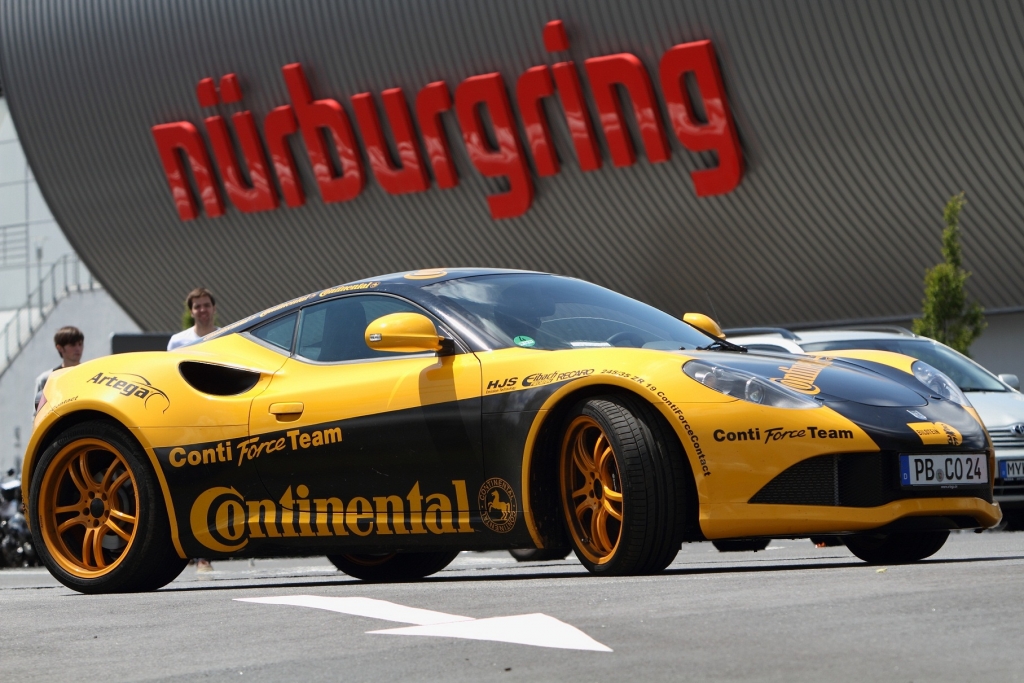 24-Stunden-Rennen: Continental setzt Artega GT ein