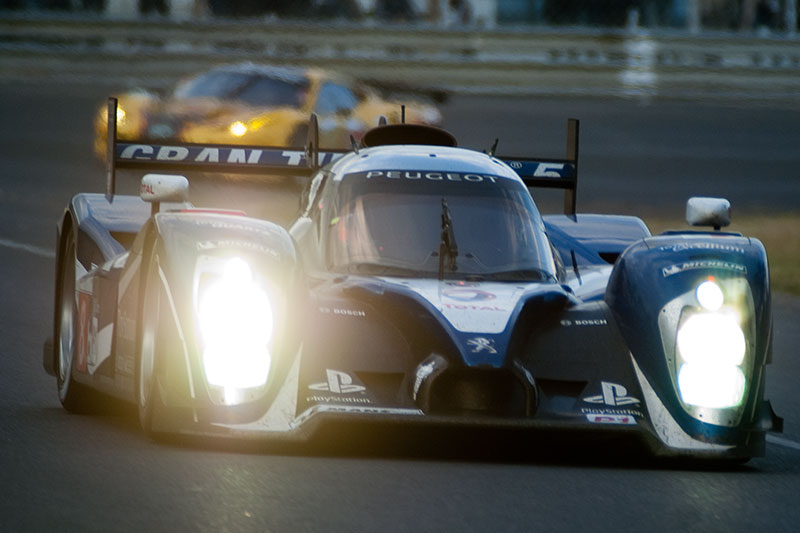 24 Stunden von Le Mans: Audi erfolgreich mit ultra leichtem Audi R18 TDI