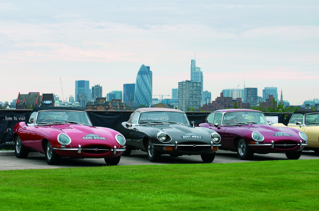 50 Jaguar E-Type fuhren durch London