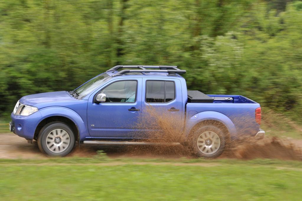 Auch abseits von befestigten Straßen macht der Nissan Navara eine gute Figur. 