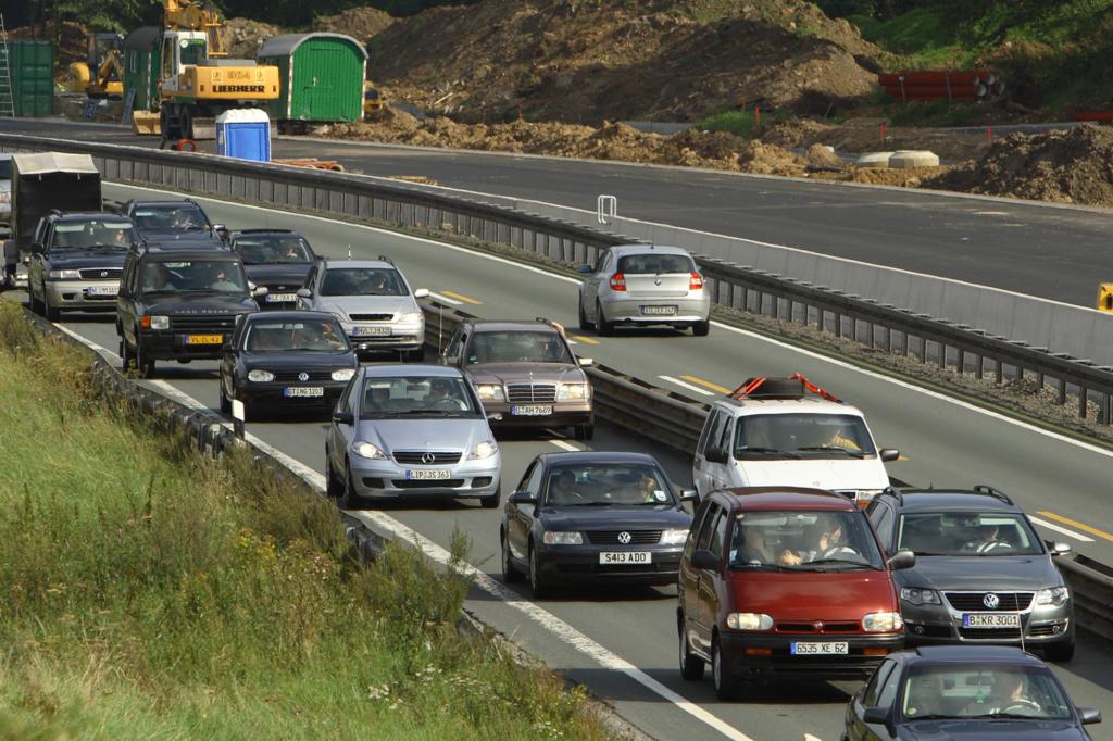 Autobahn-Baustellen - Zu breit für die linke Spur