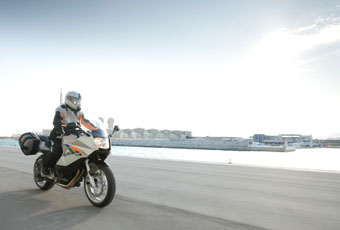BMW F 800 ST: Sportlich touren