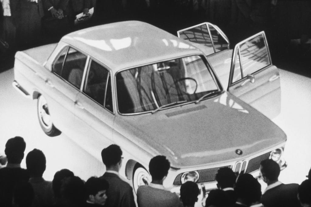 Bei der Premiere auf der IAA war das Ausstellungsstück schwer umlagert