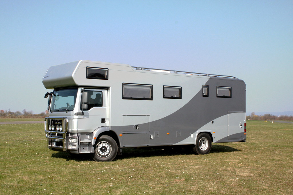 Bocklet bietet Langzeitreisemobil Ando 945 HG an