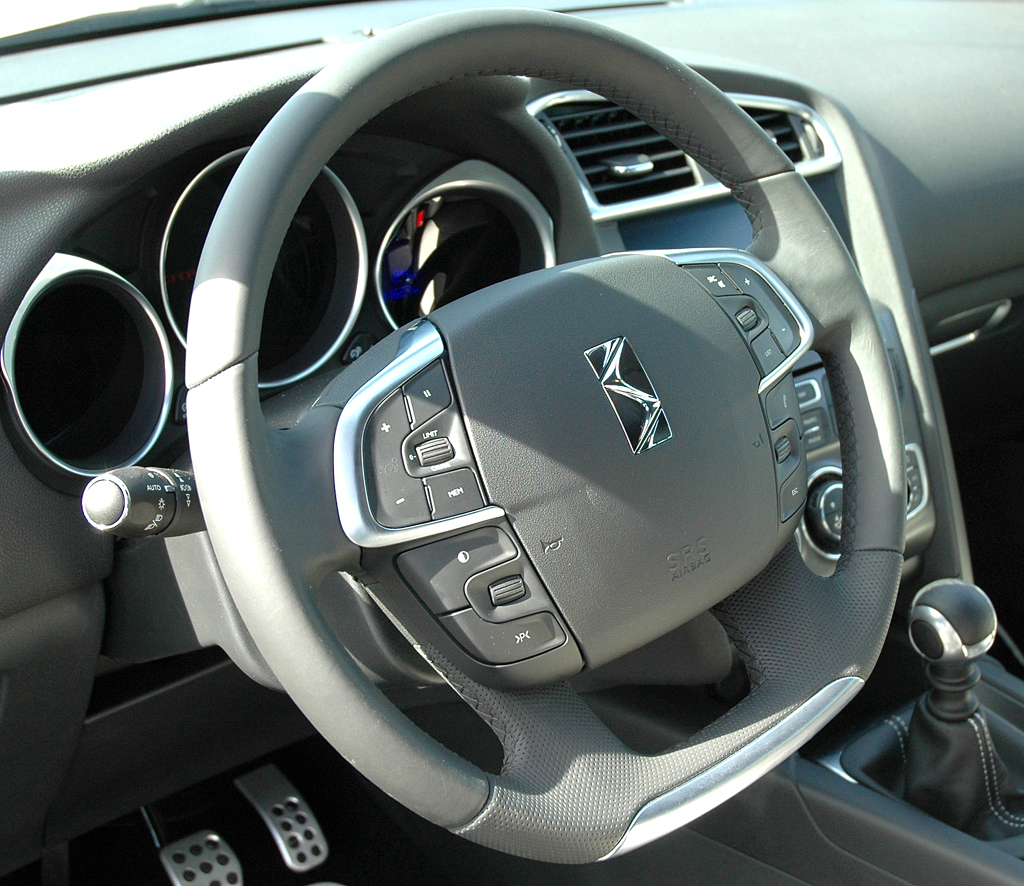 Citroën DS4: Blick ins Cockpit. 