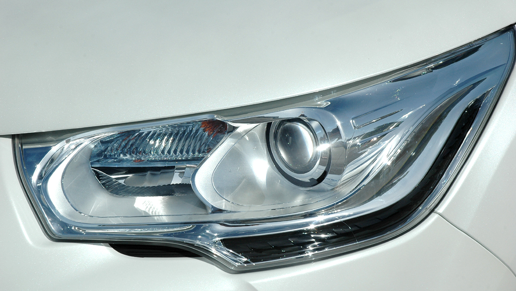 Citroën DS4: Moderne Leuchteinheit vorn. 