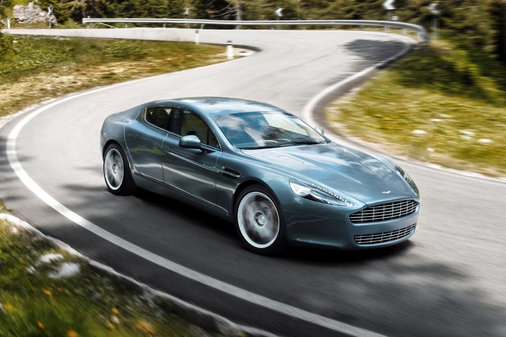 Das 350 kW/477 PS starke viertürige Coupé ist wegen fehlender Kapazitäten bisher bei Magna in Graz gebaut worden. 