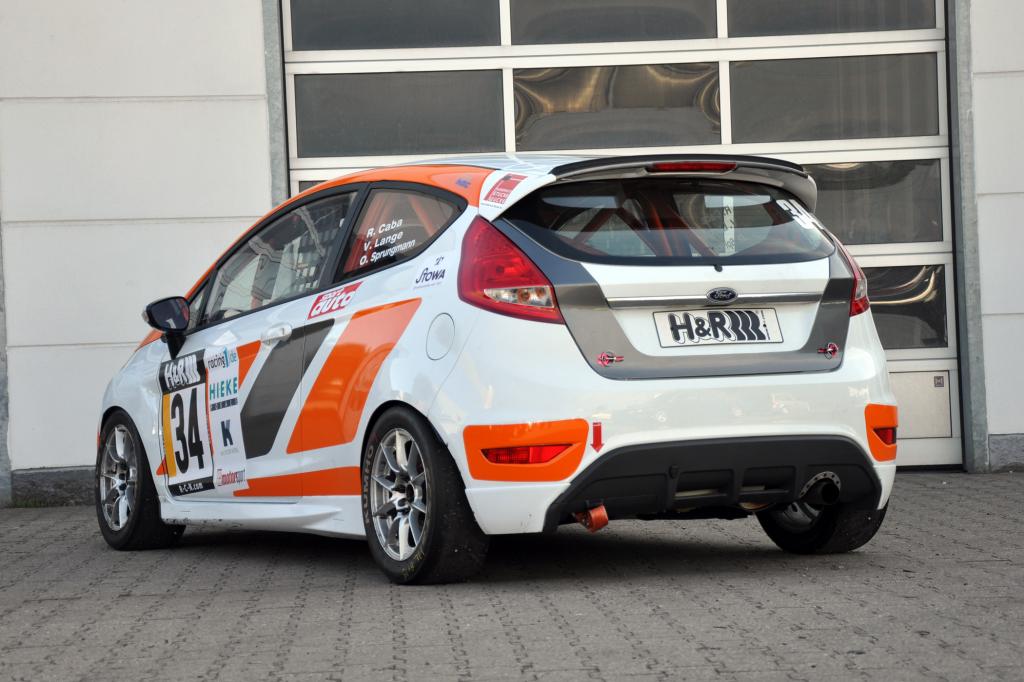 Der Rennwagen startet in der Klasse mit alternativen Antrieben