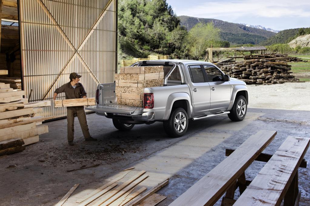 Der VW Amarok ist ein Lademeister, der schwere und sperrige Gegenstände wegsteckt wie nichts. 