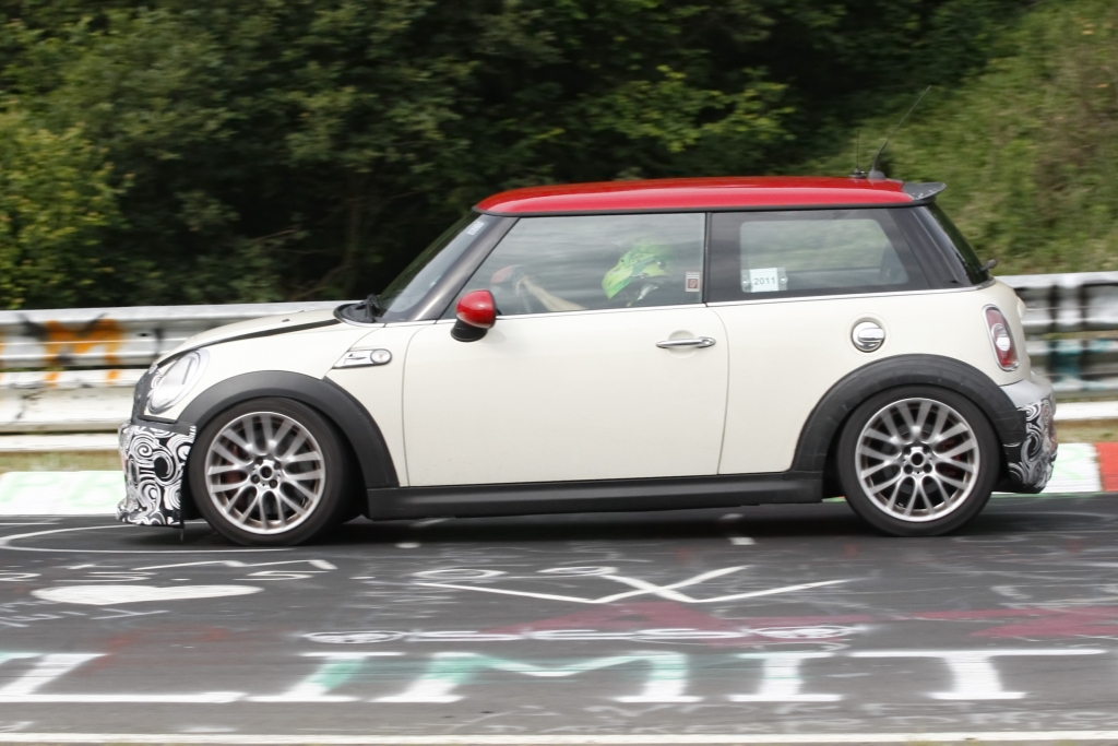 Erwischt: Erlkönig Mini John Cooper Works Challenge Edition