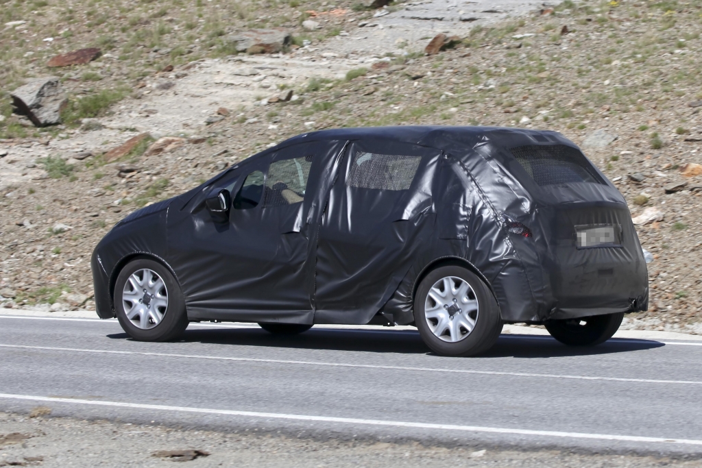 Erwischt – Erlkönig Peugeot 208