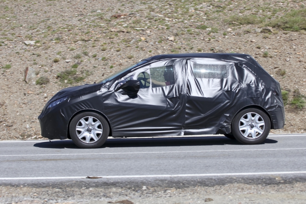 Erwischt – Erlkönig Peugeot 208