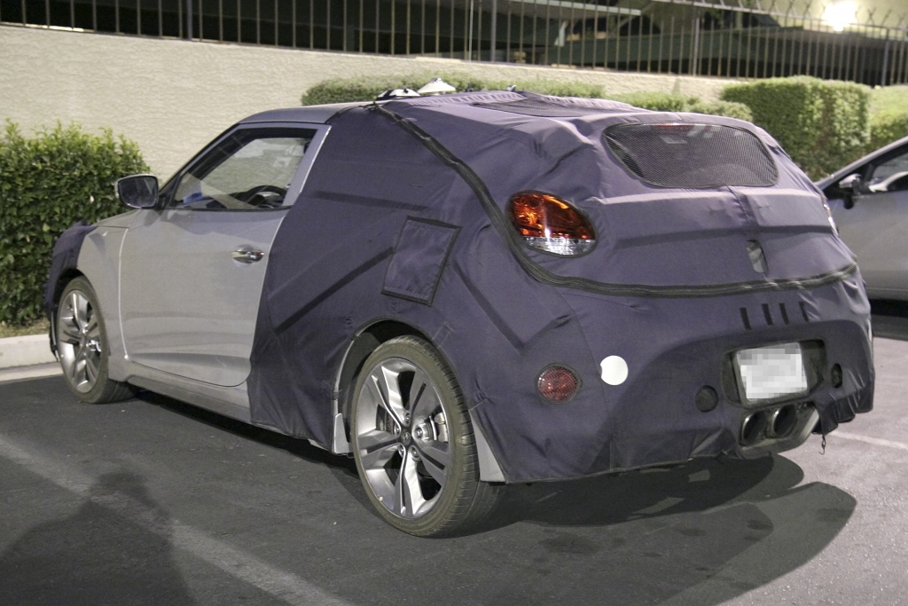 Erwischt: Hyundai Veloster Turbo – Dicke Backen oder Super Power