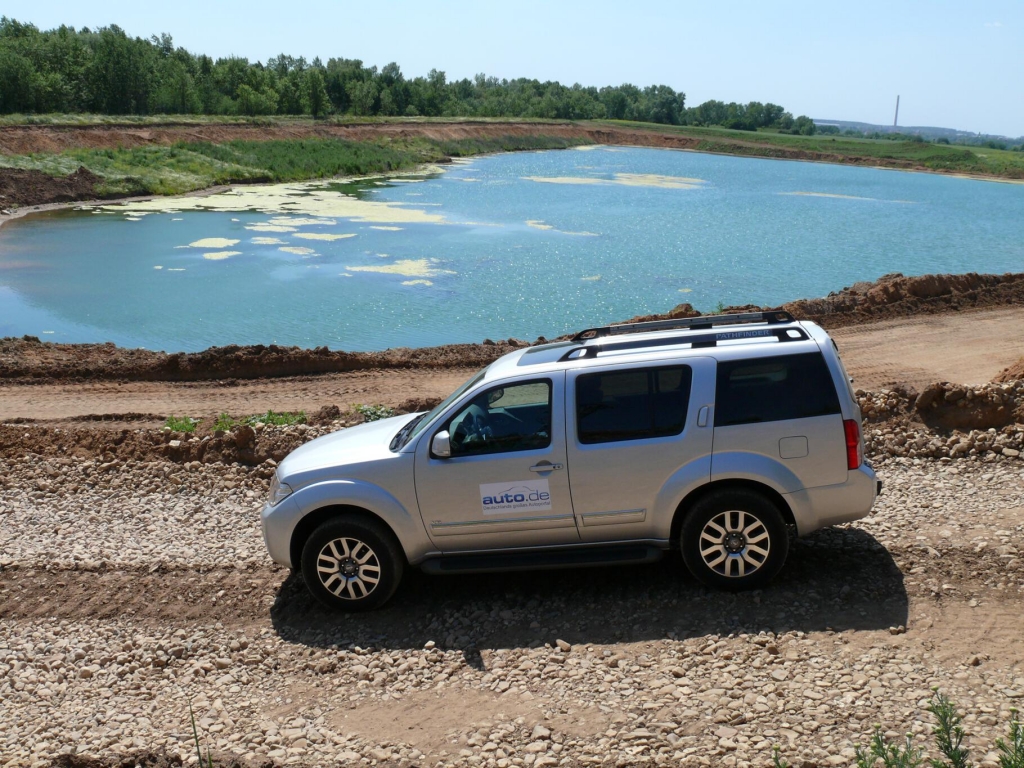 Fahrbericht Nissan Pathfinder LE 3,0 V6 dCI - Einer fürs Grobe