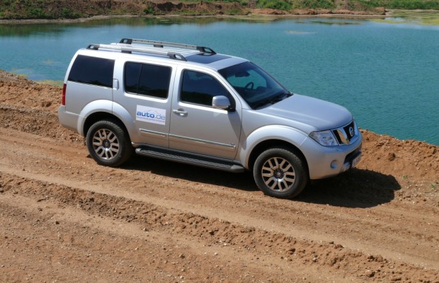 Fahrbericht Nissan Pathfinder LE 3,0 V6 dCI - Einer fürs Grobe